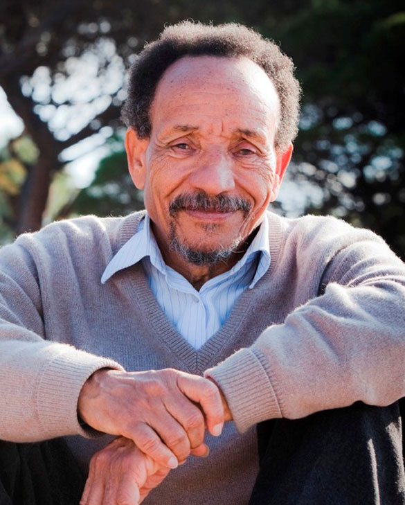 Un portrait de Pierre Rabhi.